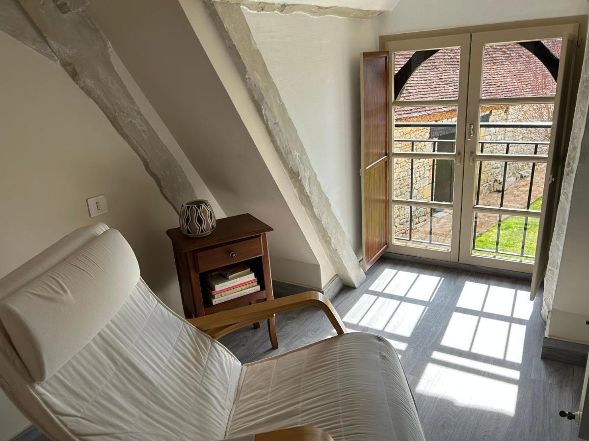 Demeure Du Vallon - Chambres D'Hotes De Charme Azerat Kültér fotó