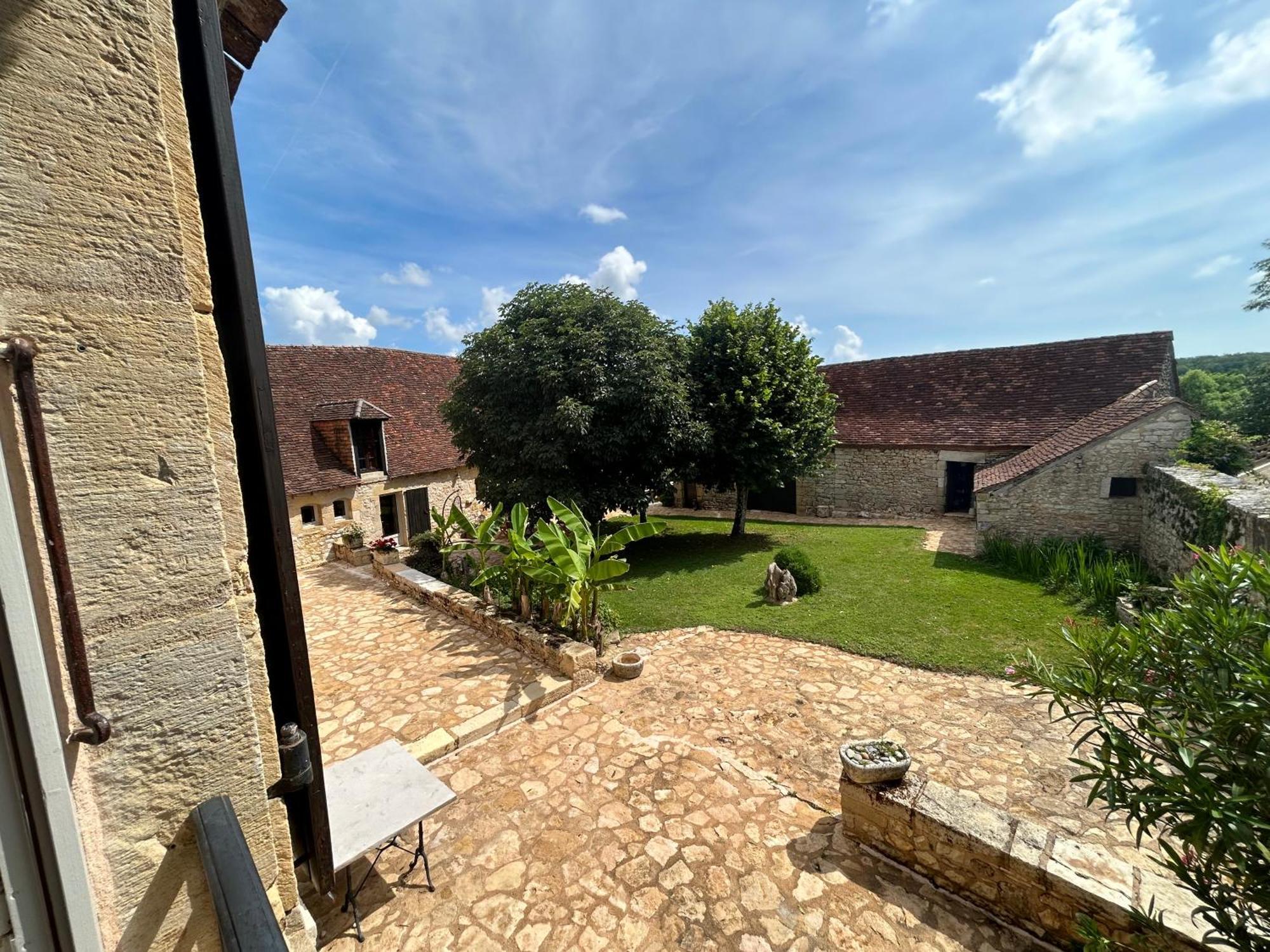 Demeure Du Vallon - Chambres D'Hotes De Charme Azerat Kültér fotó